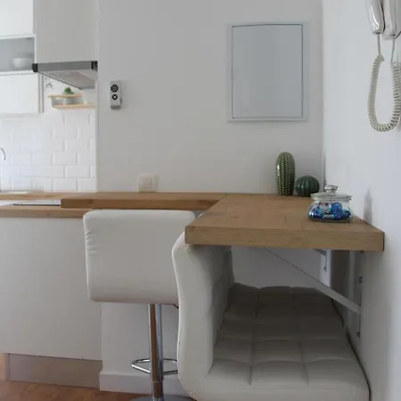Beautiful Brand New 2 Bedroom Flat With Terrace Malaga Exterior photo