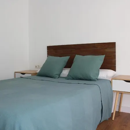 Beautiful Brand New 2 Bedroom Flat With Terrace Malaga Exterior photo