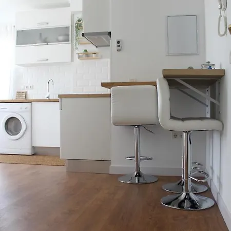 Beautiful Brand New 2 Bedroom Flat With Terrace Malaga Exterior photo